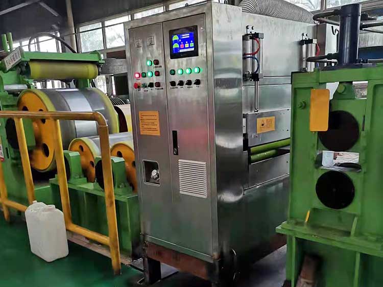 拉嬌平整涂油機(jī)